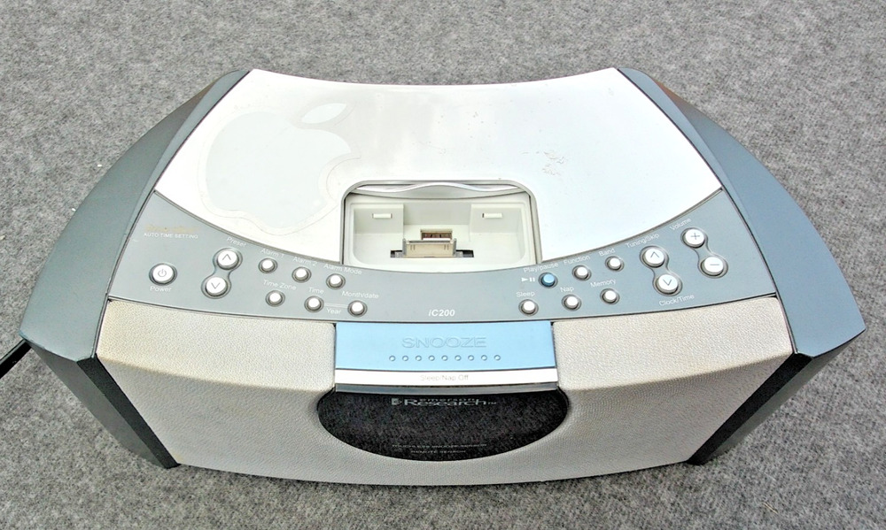 VTG Emerson Research IC200BK SmartSet Stereo Clock Radio w/ipod Dock No Remote